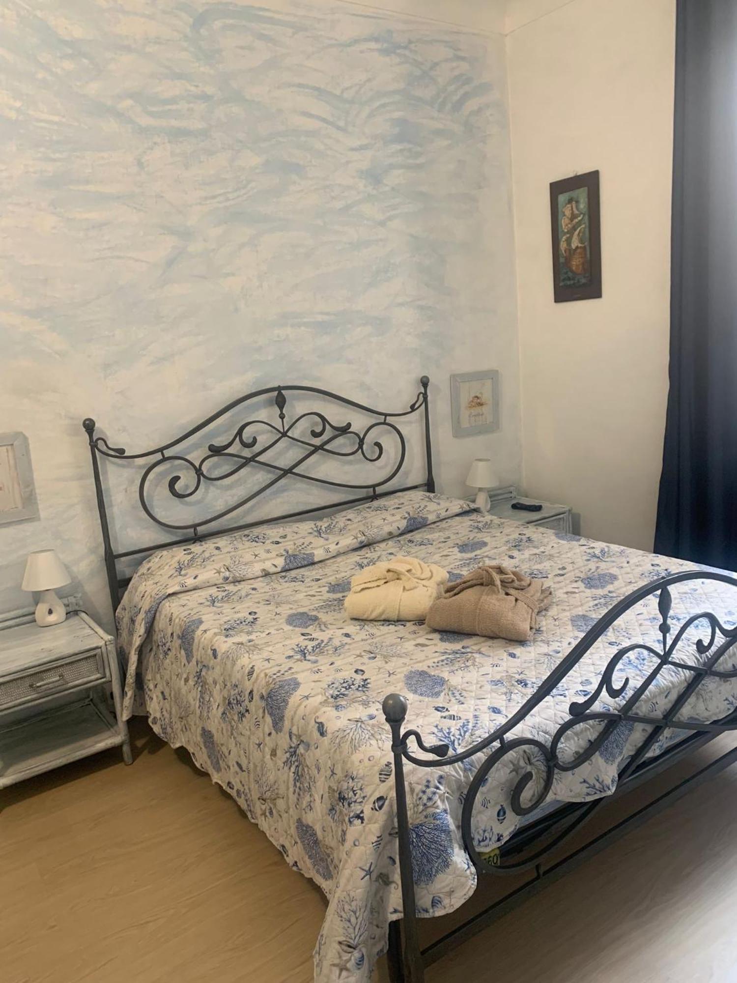 The Sea Flower Appartamento Con Giardino E Garage Auto Incluso Sanremo Eksteriør billede
